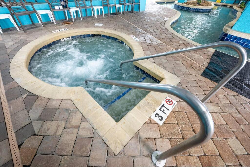 Remodeled Condo, Waterpark View At Landmark Resort Myrtle Beach Exterior foto